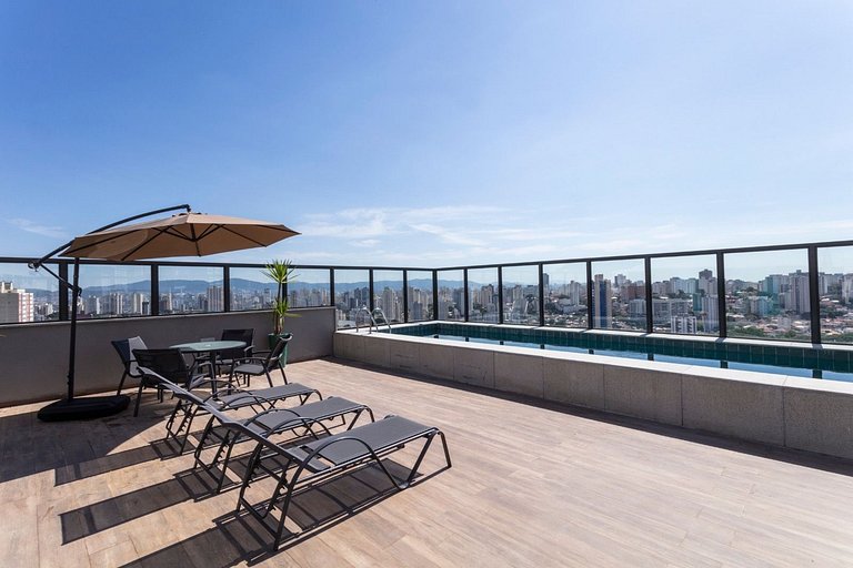 Studio Moderno com Rooftop & Piscina | Entre Vila Madalena e
