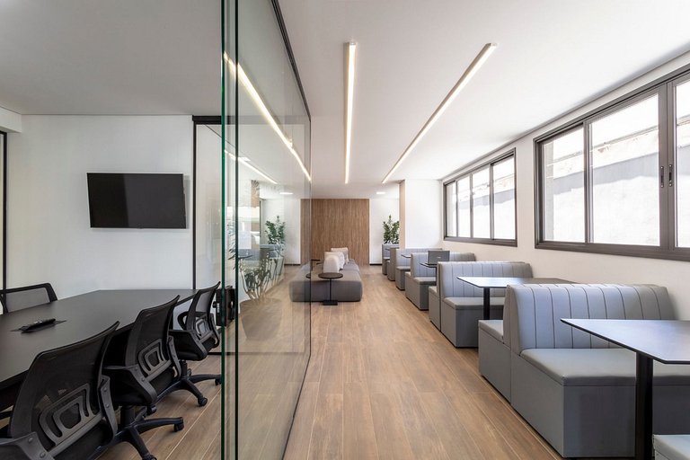 Studio Moderno com Rooftop & Piscina | Entre Vila Madalena e