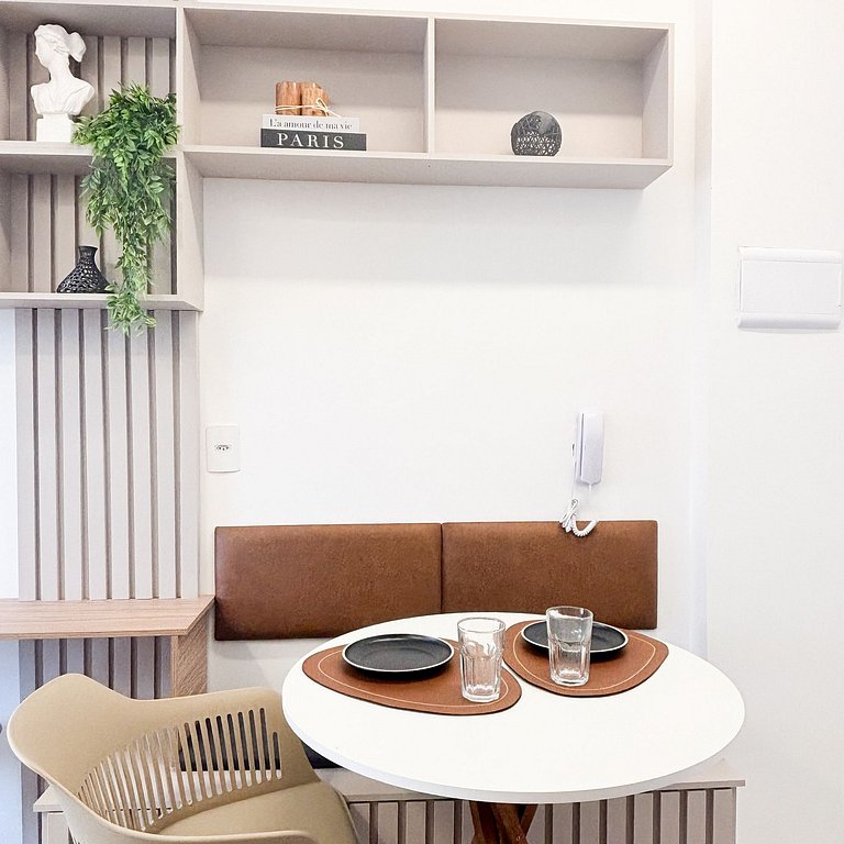 Studio completo entre Pompeia e Vila Madalena